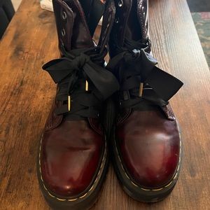 Dr. Martens Vegan Jason II - Burgundy